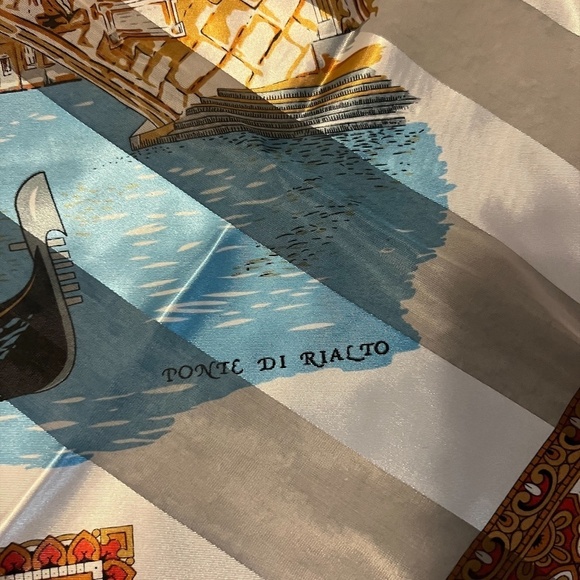Vintage Scarf Venezia Venice Landmarks on Blue - Picture 6 of 6
